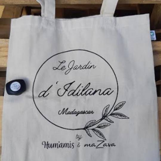 Tote bag